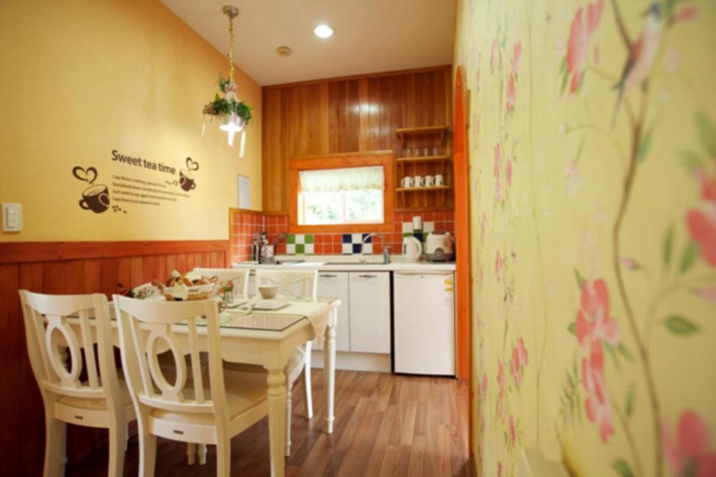Gyeongju Jy Pension חדר תמונה